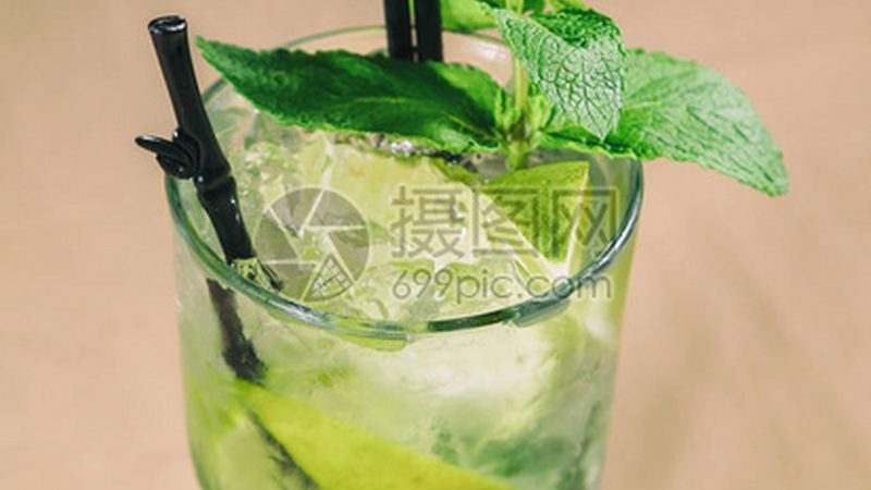 小标题：坚果开封后的保存困境