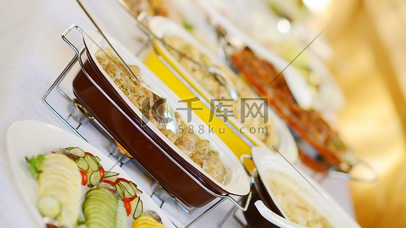 小标题：制作烘焙原料报价单的关键要素