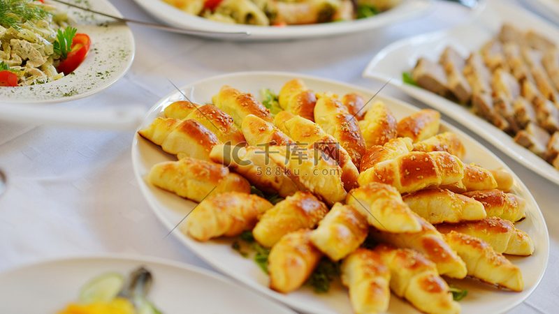 揭秘上海膨化食品批发市场：门槛与挑战并存